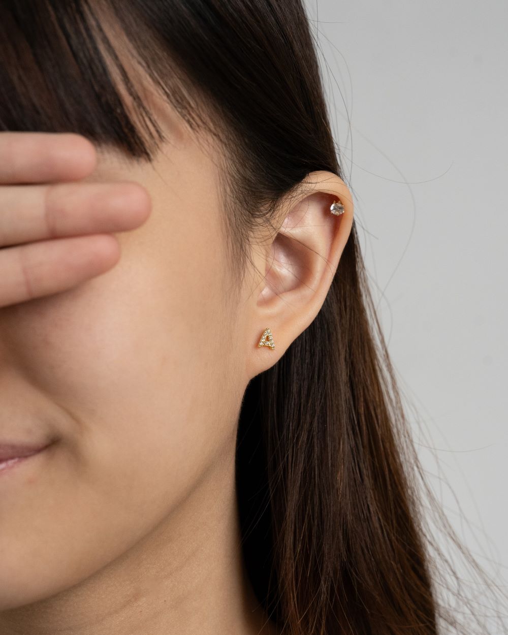 Elli Orecchini A Borchia Iniziale M In Argento 925 Placcato Oro – Gioiello Minimalista E Regalo Elegante Per Lei