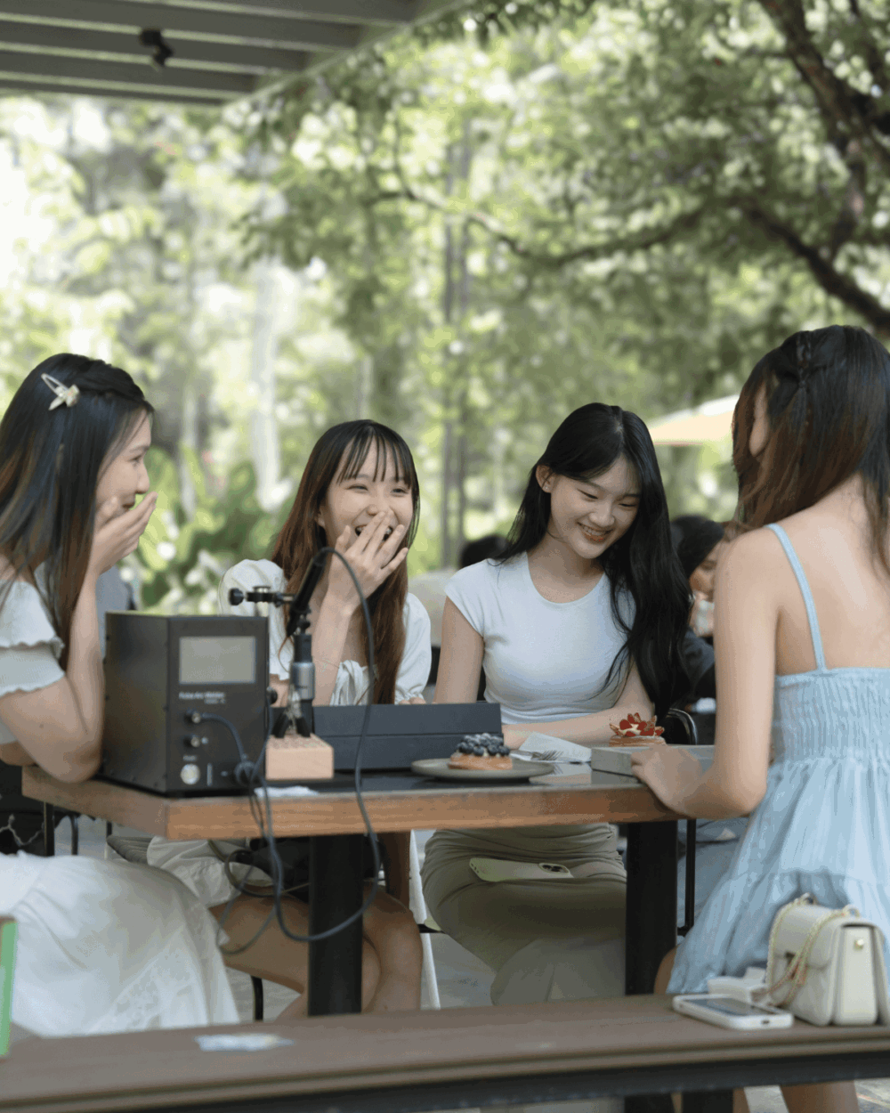 Permanent Jewellery 6 HOMEPAGE MAIN BANNER 1200 x 1500 px 31 1