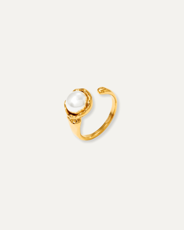Tressa Single Pearl Ring